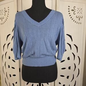Women's White House Black Market Blue Lightweight Soft Ribbed Knit Sweater